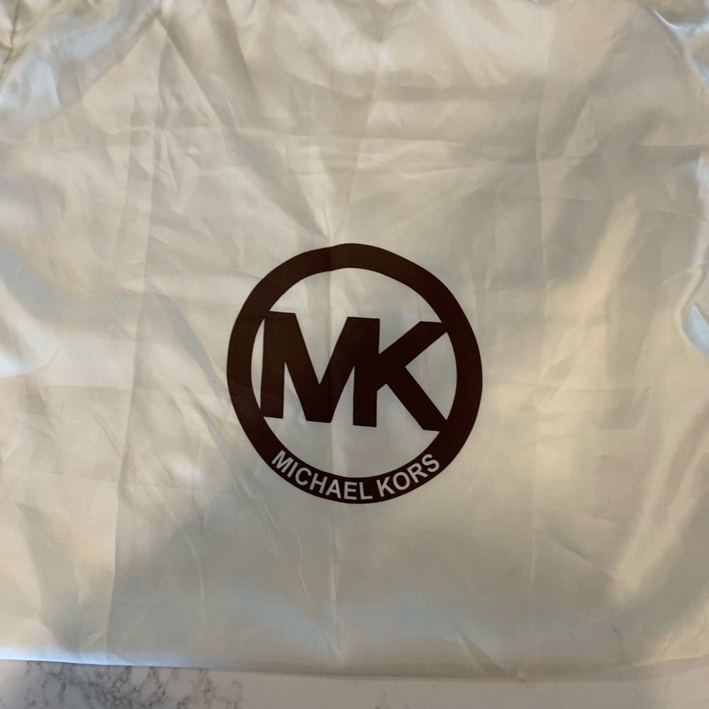 Michael Kors Red Leather Shoulder Bag - Picture 7 of 9